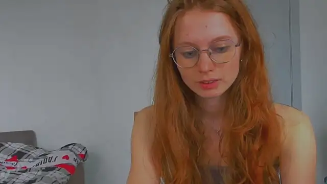 Snapshot of Fire_Luna chatting on May 2026 12:56:01 PM Fire Luna online show from May 2026 12:56:01 PM