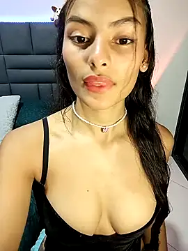 Snapshot of vanyacam_ chatting on January 2025 01:38:02 AM vanyacam  online show from January 2025 01:38:02 AM