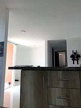 Snapshot of vanyacam_ chatting on February 2025 08:58:02 PM vanyacam  online show from February 2025 08:58:02 PM