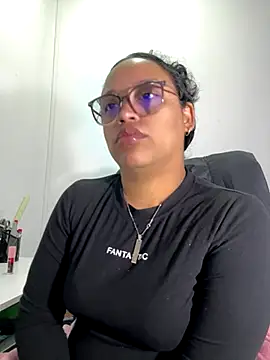 angela angels  online show from October 2025 11:50:04 PM