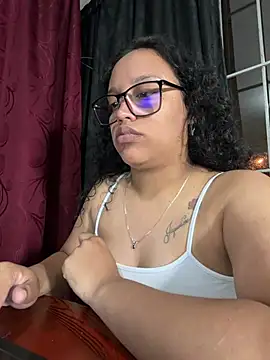 Snapshot of angela_angels_ chatting on June 2026 02:24:01 AM angela angels online show from June 2026 02:24:01 AM