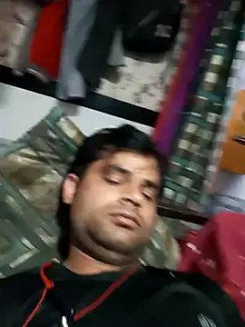 Snapshot of Priynkarani chatting on January 2026 07:46:01 AM Priynkarani online show from January 2026 07:46:01 AM