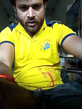 Snapshot of Priynkarani chatting on February 2026 12:48:02 PM Priynkarani online show from February 2026 12:48:02 PM