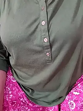 Snapshot of tamil-varshu chatting on December 2024 07:47:01 PM tamil-varshu online show from December 2024 07:47:01 PM