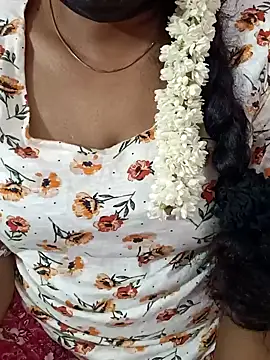 Snapshot of tamil-varshu chatting on December 2024 07:00:01 PM tamil-varshu online show from December 2024 07:00:01 PM