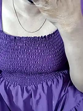 Snapshot of tamil-varshu chatting on December 2024 03:21:02 PM tamil-varshu online show from December 2024 03:21:02 PM