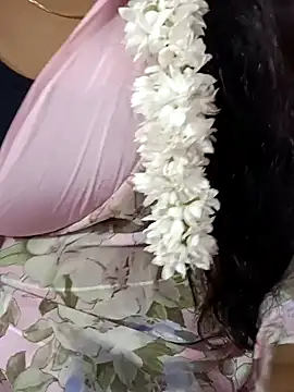 Snapshot of tamil-varshu chatting on January 2025 05:55:01 PM tamil-varshu online show from January 2025 05:55:01 PM