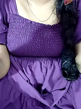 Snapshot of tamil-varshu chatting on January 2025 03:54:01 PM tamil-varshu online show from January 2025 03:54:01 PM