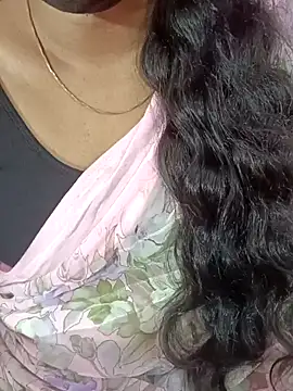 Snapshot of tamil-varshu chatting on February 2025 05:48:01 PM tamil-varshu online show from February 2025 05:48:01 PM