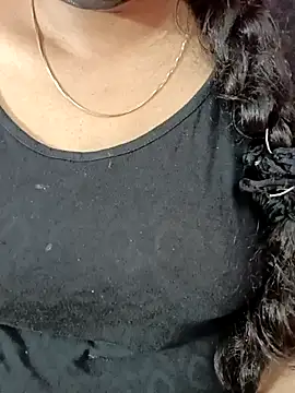 Snapshot of tamil-varshu chatting on February 2025 07:53:02 PM tamil-varshu online show from February 2025 07:53:02 PM