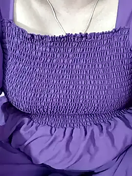 Snapshot of tamil-varshu chatting on February 2025 02:00:01 PM tamil-varshu online show from February 2025 02:00:01 PM