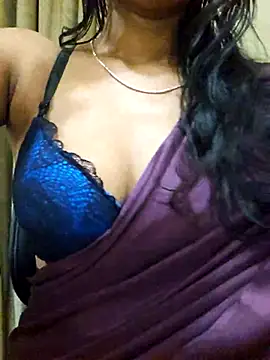 Tanisha789 online show from April 2026 08:24:02 PM