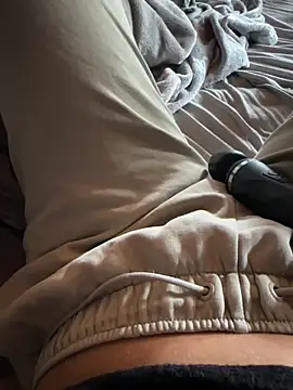 Ana-05 online show from October 2025 01:20:02 PM