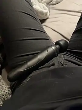 Ana-05 online show from October 2025 06:38:02 PM