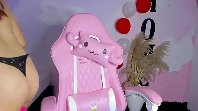 carolayrosse online show from February 2025 10:12:01 AM