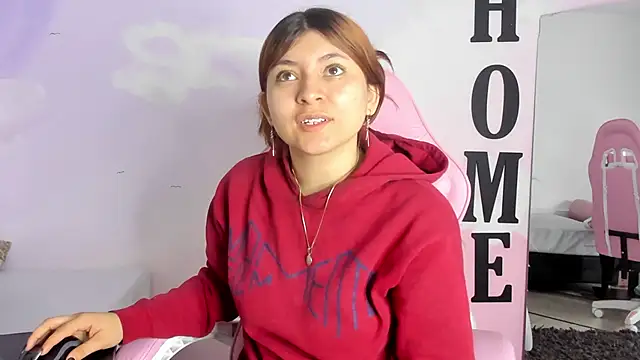 carolayrosse online show from March 2025 03:31:01 AM