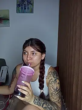 carolayrosse online show from November 2025 03:38:01 AM