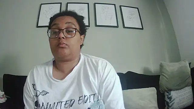 vanilla chocolate23 online show from September 2025 08:03:01 AM