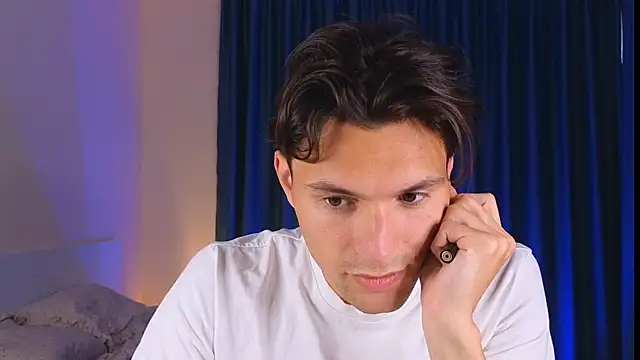 Snapshot of denlover1 chatting on May 2026 03:13:01 AM denlover1 online show from May 2026 03:13:01 AM