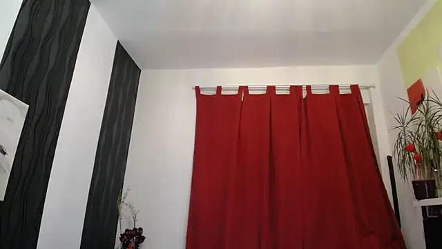 Snapshot of Missnikita6 chatting on December 2024 07:14:02 PM Missnikita6 online show from December 2024 07:14:02 PM