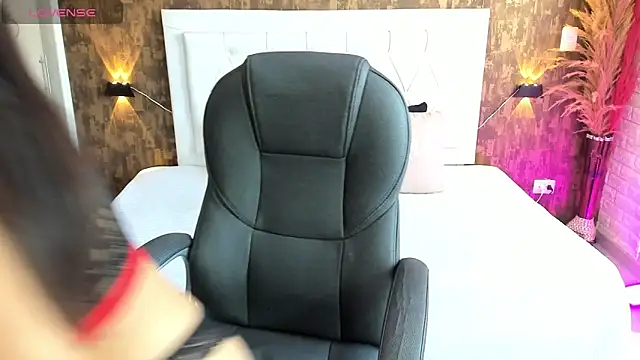 Snapshot of dulce__love69 chatting on January 2025 01:48:01 PM dulce love69 online show from January 2025 01:48:01 PM