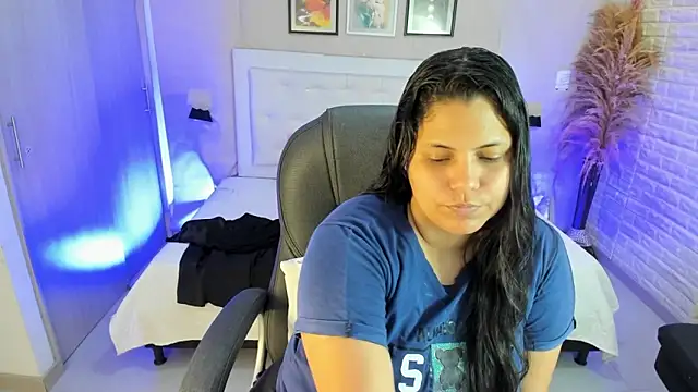 Snapshot of dulce__love69 chatting on September 2025 03:05:01 AM dulce love69 online show from September 2025 03:05:01 AM