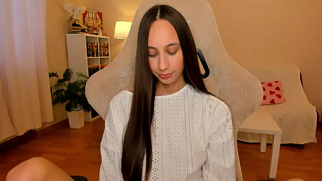 your emily  online show from September 2025 02:17:02 PM