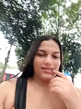 girl milk1 online show from November 2025 09:36:01 PM