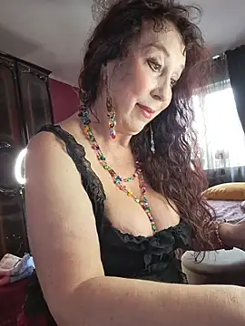 Snapshot of GypsyEsmeralda chatting on April 2026 07:17:02 AM GypsyEsmeralda online show from April 2026 07:17:02 AM