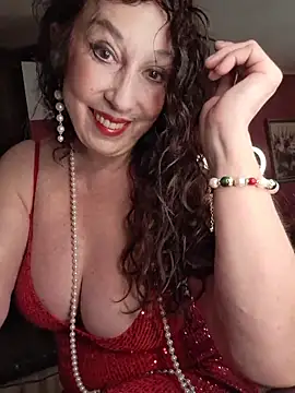 Snapshot of GypsyEsmeralda chatting on June 2026 06:41:02 AM GypsyEsmeralda online show from June 2026 06:41:02 AM