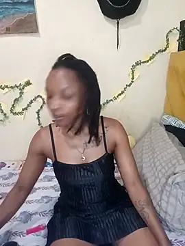 FreakySag 8888 online show from November 2025 05:32:02 AM