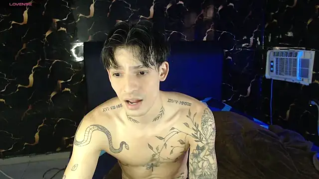 Apolo Hidalgo01 online show from June 2026 09:39:02 PM