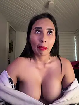 Anily Lovely online show from April 2026 10:30:02 PM