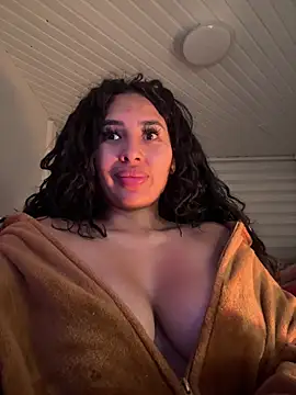 Snapshot of Anily_Lovely chatting on June 2026 12:05:02 AM Anily Lovely online show from June 2026 12:05:02 AM