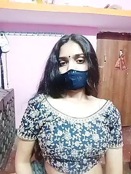 Snapshot of Cute-Simmi chatting on January 2025 05:58:01 PM Cute-Simmi online show from January 2025 05:58:01 PM