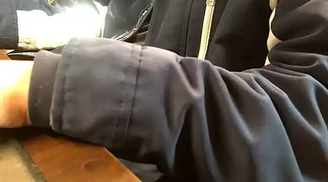 Snapshot of Ryan67533 chatting on January 2025 04:23:01 AM Ryan67533 online show from January 2025 04:23:01 AM