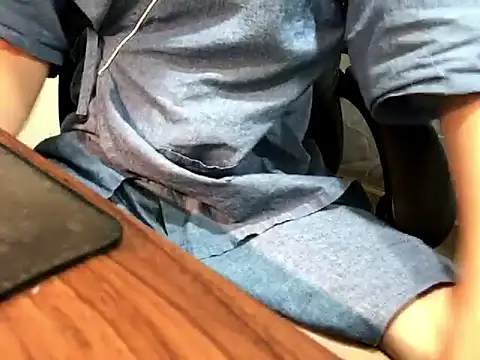 Snapshot of Ryan67533 chatting on November 2025 12:06:02 PM Ryan67533 online show from November 2025 12:06:02 PM