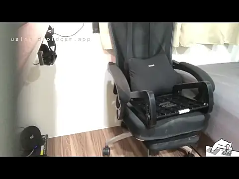 Snapshot of Ryan67533 chatting on April 2026 07:50:02 AM Ryan67533 online show from April 2026 07:50:02 AM