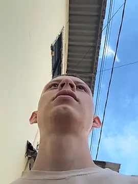 Snapshot of Daddyrich_632 chatting on December 2025 06:50:01 PM Daddyrich 632 online show from December 2025 06:50:01 PM