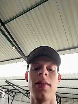 Daddyrich 632 online show from May 2026 07:31:01 PM