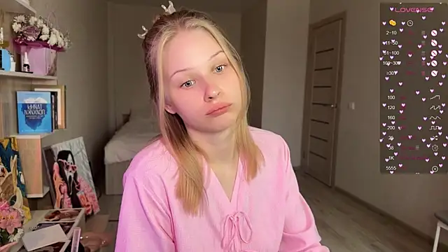 lisa barbie online show from November 2025 09:01:01 AM