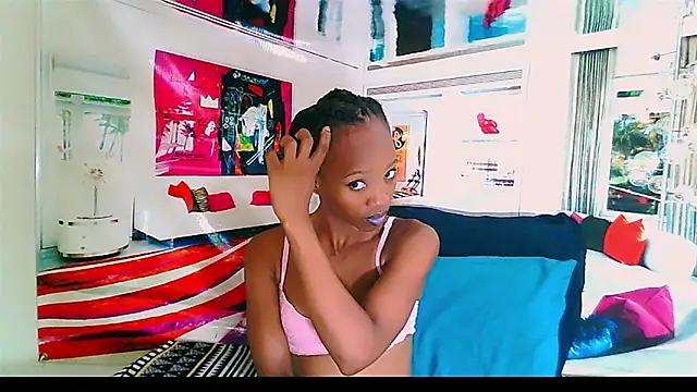 Snapshot of EbonyCreamy69 chatting on December 2024 06:57:02 PM EbonyCreamy69 online show from December 2024 06:57:02 PM