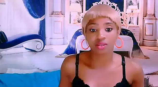 Snapshot of EbonyCreamy69 chatting on February 2025 12:48:01 AM EbonyCreamy69 online show from February 2025 12:48:01 AM