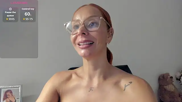 Snapshot of AvaCollinss chatting on November 2025 07:35:02 PM AvaCollinss online show from November 2025 07:35:02 PM