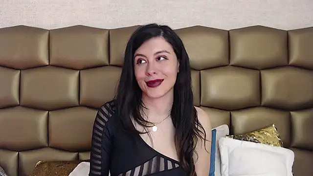 Snapshot of JaneLondon chatting on December 2024 09:09:02 PM JaneLondon online show from December 2024 09:09:02 PM