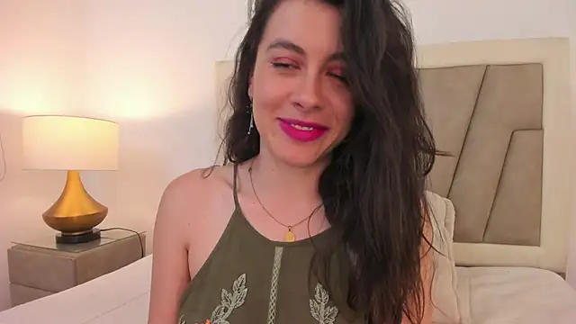 Snapshot of JaneLondon chatting on January 2025 10:41:01 PM JaneLondon online show from January 2025 10:41:01 PM