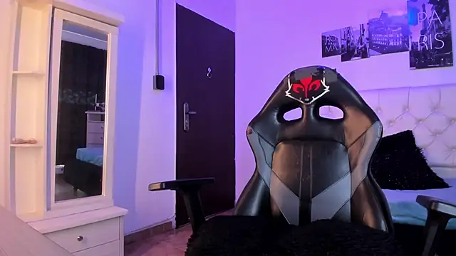 Amy Kiitty  online show from October 2025 12:49:01 PM