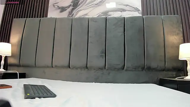 KarinaSimonz online show from April 2026 07:50:02 PM