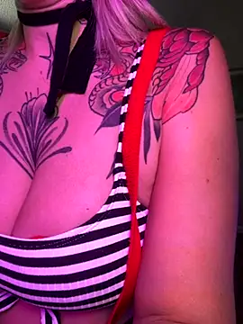 GoldieBakeman online show from October 2025 06:01:01 PM