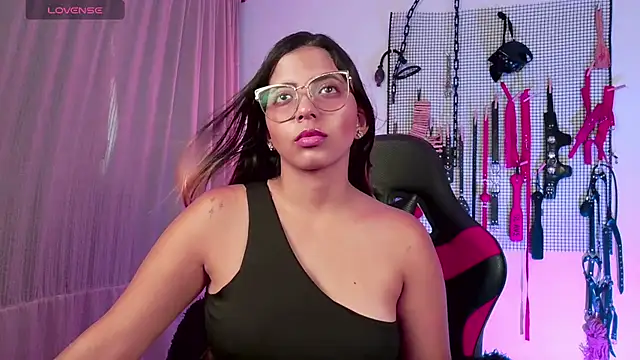 Megaan Greey online show from September 2025 09:36:01 PM